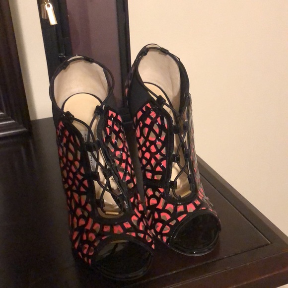 Jimmy Choo black patent leather and pink neoprene booties size 38.5 - Picture 4 of 10